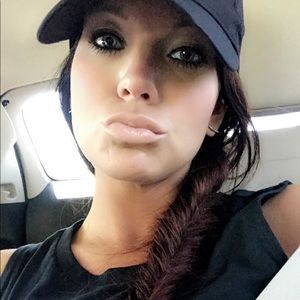 Meet your Posher, Ash